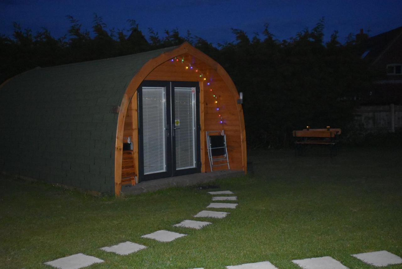 Lanterns Shepherds Huts & Glamping Happisburgh Buitenkant foto