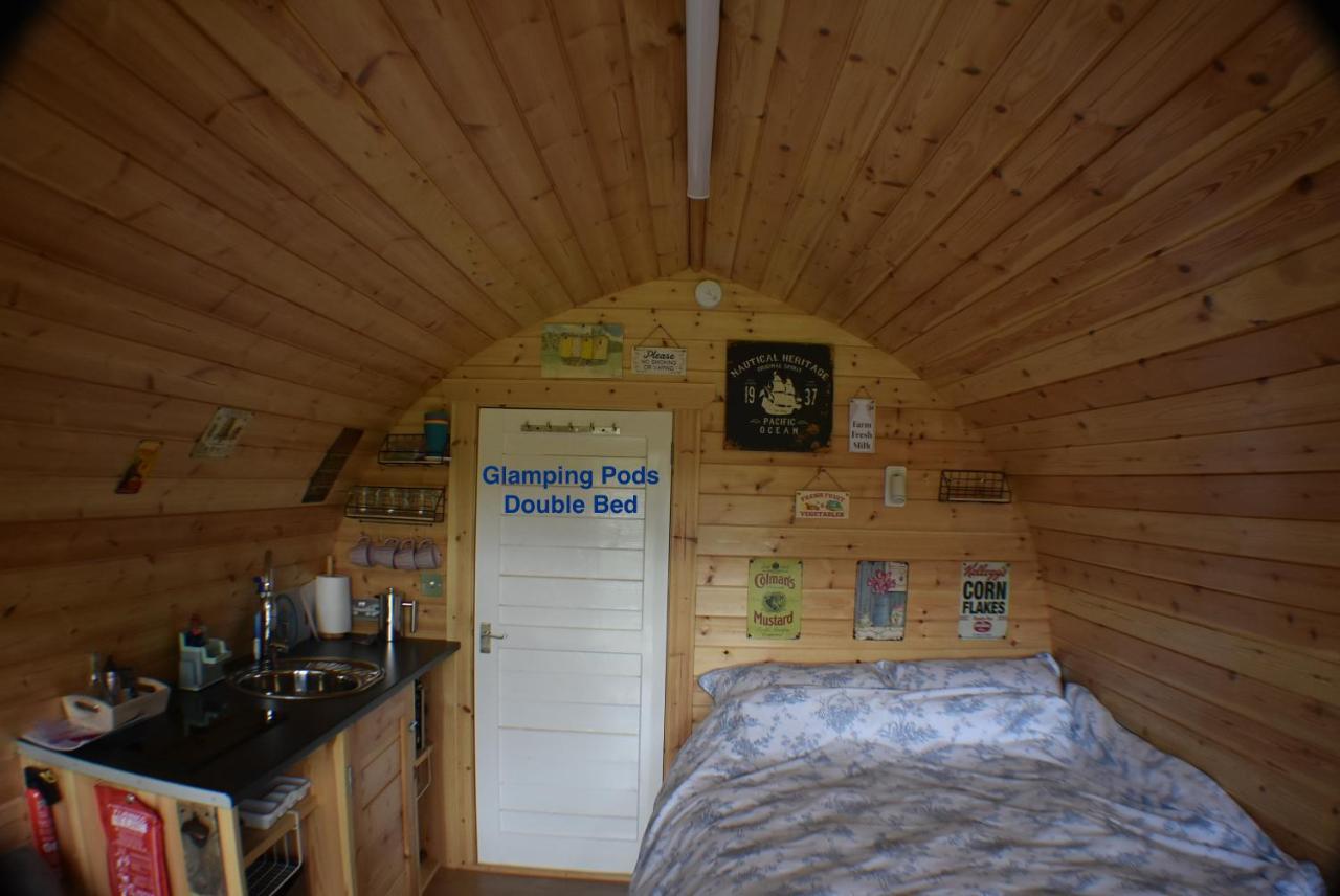 Lanterns Shepherds Huts & Glamping Happisburgh Buitenkant foto