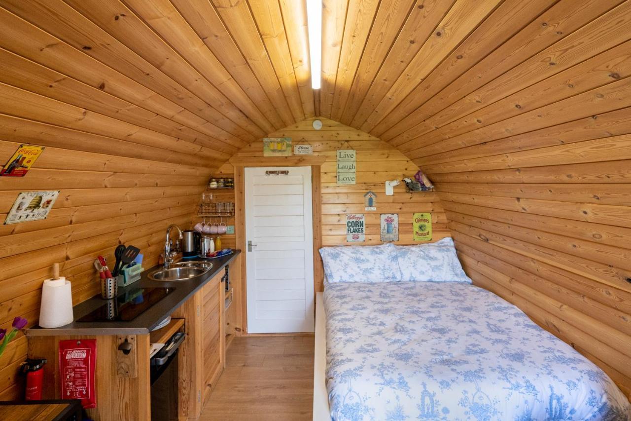 Lanterns Shepherds Huts & Glamping Happisburgh Buitenkant foto