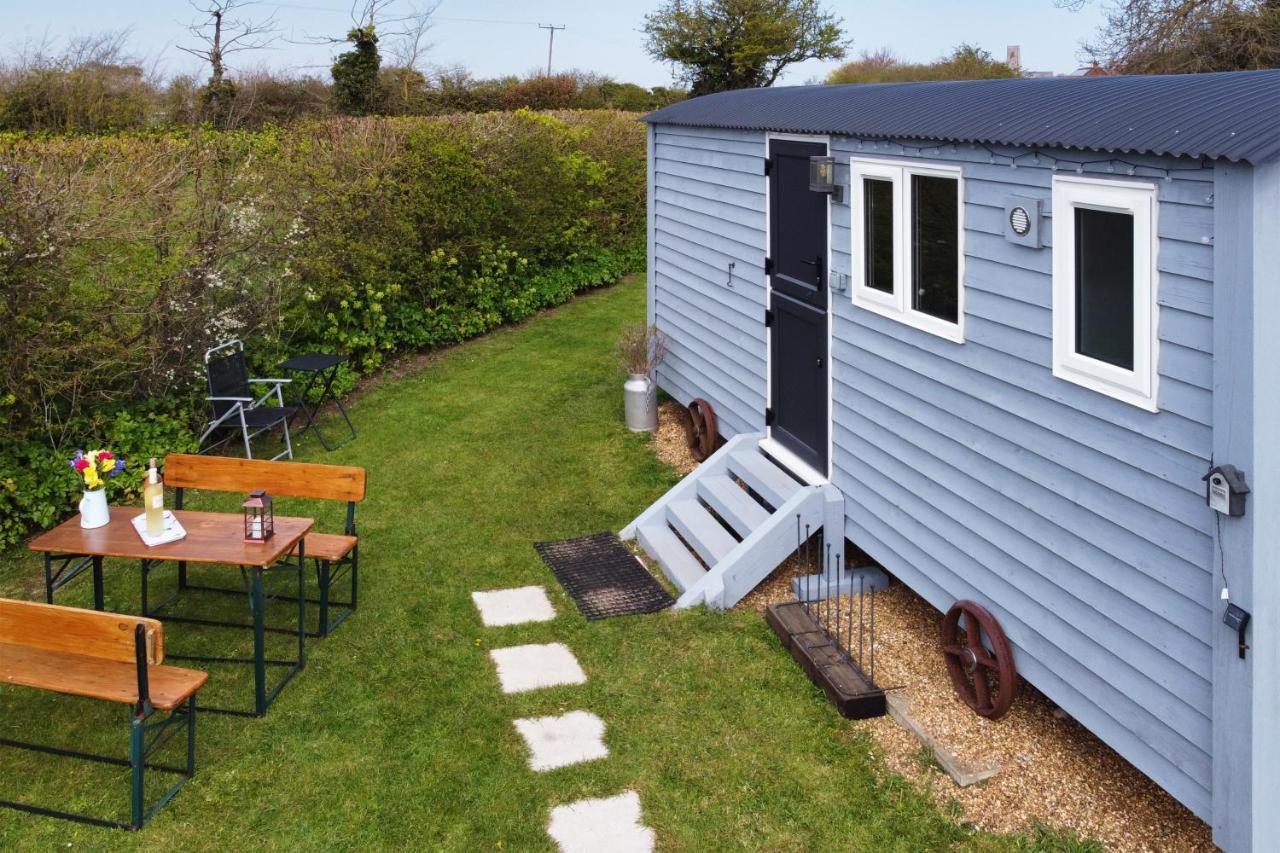 Lanterns Shepherds Huts & Glamping Hotel Happisburgh Buitenkant foto